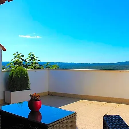 Casa Do Castelo Ourem Отель *
